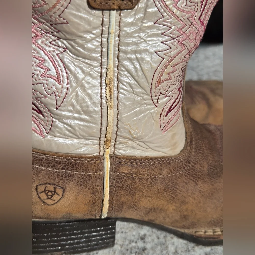 Ariat Kid's Double Kicker Sz 13 Western Boot Broad Square Toe Pink Tan Pull On